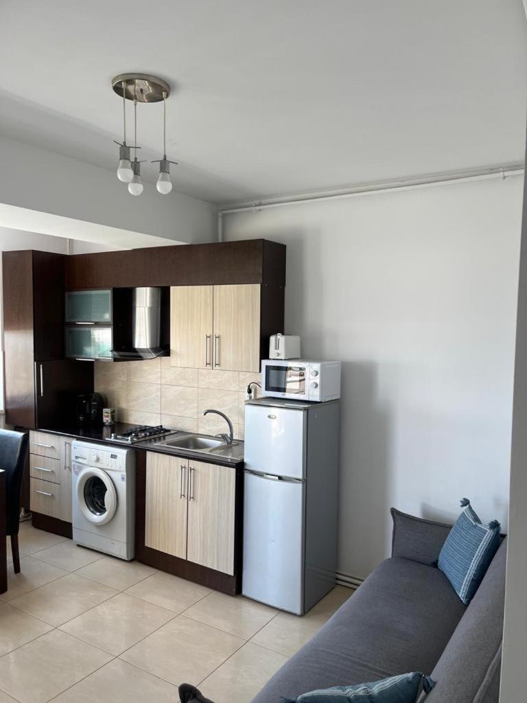 Fratellyvibe Mamaia Apartment Exterior photo