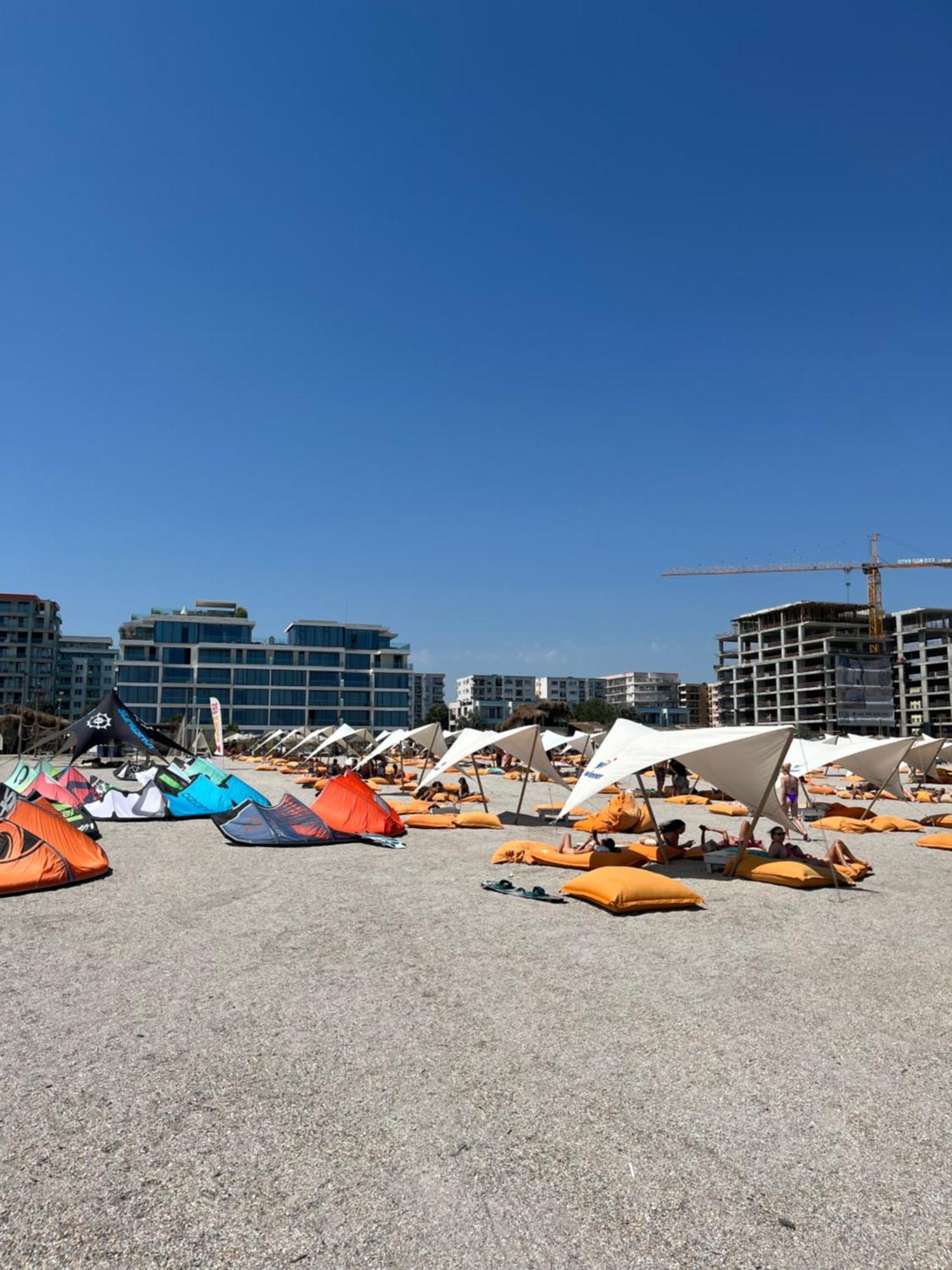 Fratellyvibe Mamaia Apartment Exterior photo